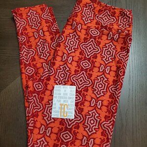 NEW Lularoe Leggings size Tall and Curvy